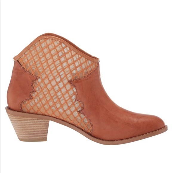 KELSI DAGGER Keenan Leather Mesh CutOut Ankle Boot - Picture 3 of 5